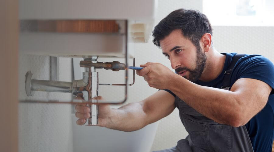 Sink faucet installation in Munger, MI